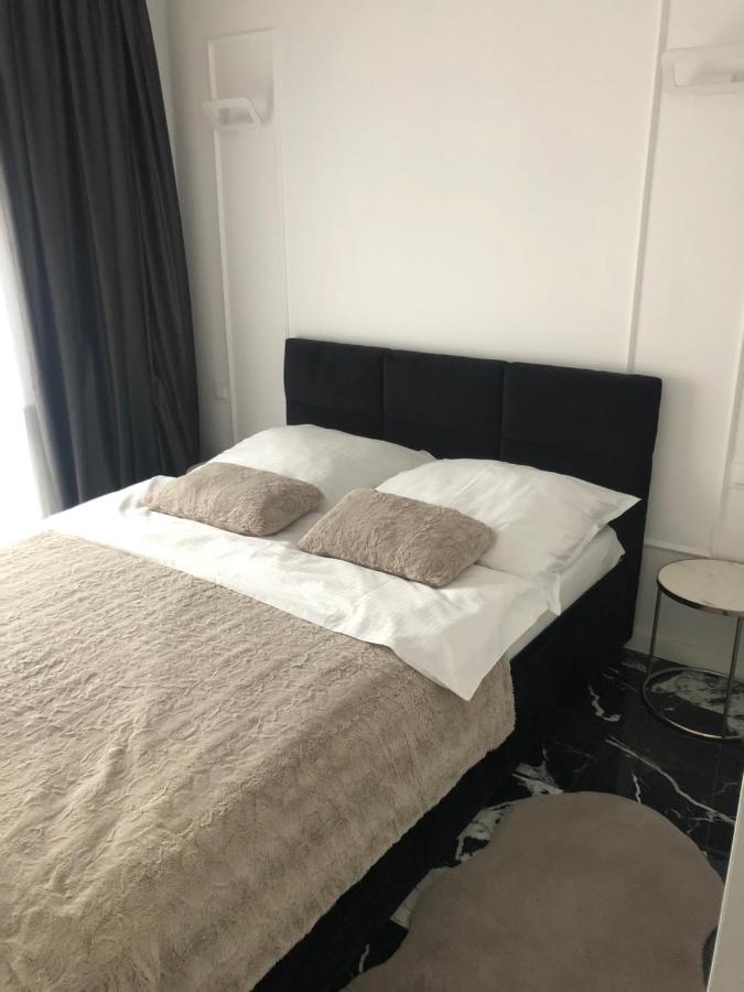 Apartment By Gustav